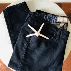 Paige Premium Denim 30 SKYLINE Skinny Jean Stretch